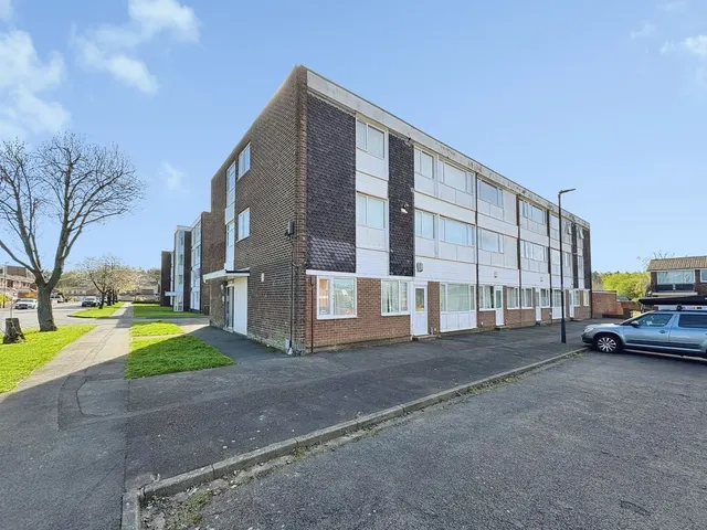 Newcastle Upon Tyne NE12 9RA, NE12, photo 1