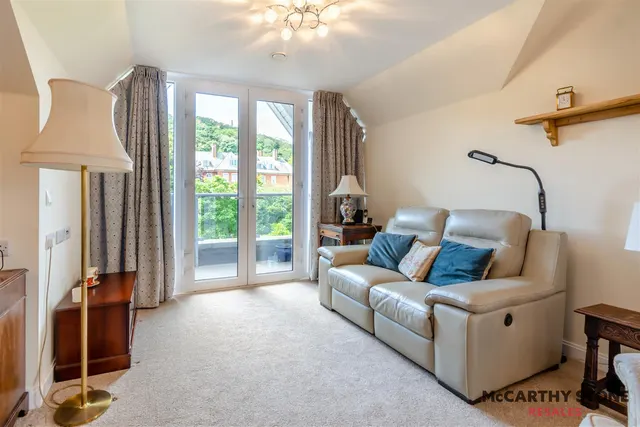 Filey Road, Scarborough, YO11, photo 3