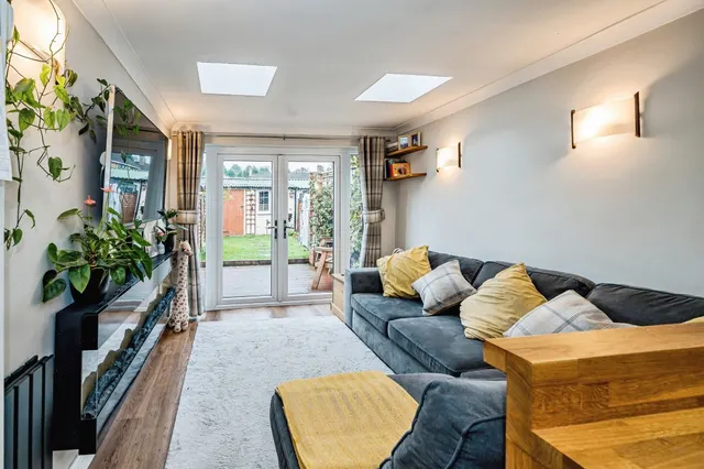 Bellingdon Road, Chesham, photo 1