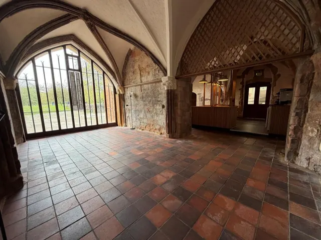 Photo 2 — Castle Park, Bristol, BS2 0HQ