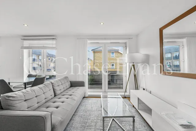 Hereford Road, Bow, E3, photo 3