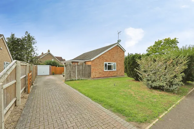 Walnut Close, Foulden, photo 1