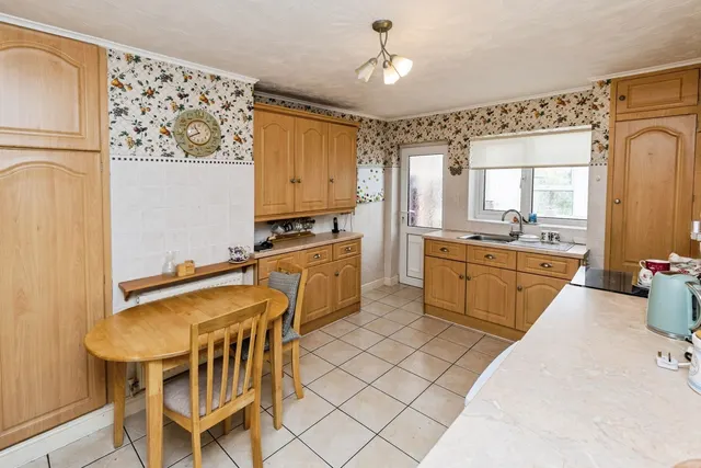 Borras Road, Wrexham, LL12, photo 2