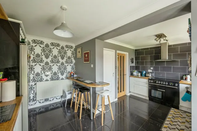 Wadworth Avenue, Rossington, DN11, photo 3