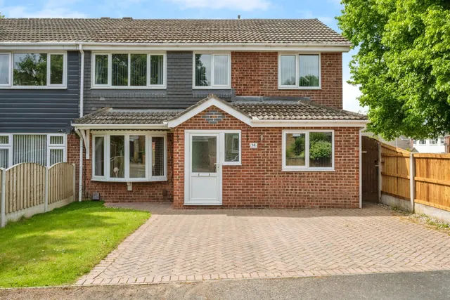 Wadworth Avenue, Rossington, DN11, photo 1