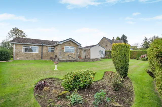 Carr Hill Road, Upper Cumberworth, HD8, photo 2