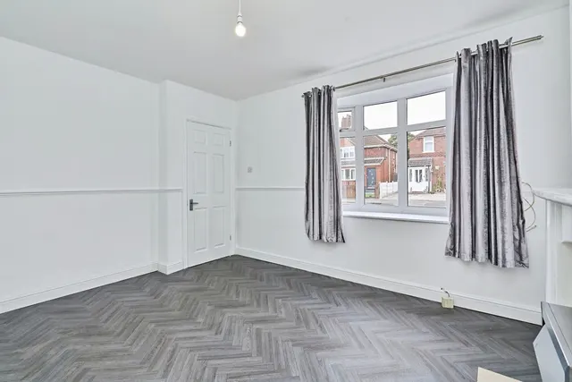 Photo 3 — Ogley Crescent, WALSALL, West Midlands, WS8