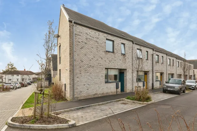 Laurel Way, Southmead, Bristol, photo 1