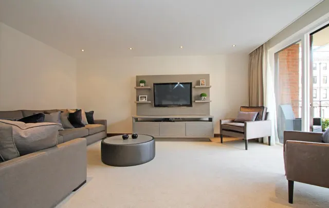 Ennismore Gardens, London, SW7, photo 2