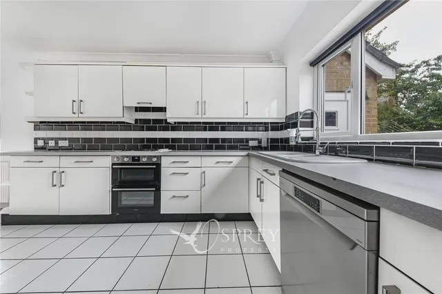Monson Way, Oundle, PE8, photo 3