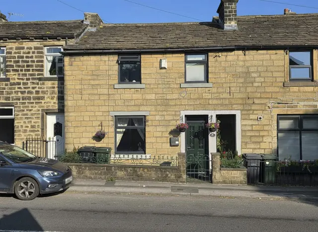 Cross Roads, Keighley, BD22 9BG, photo 1