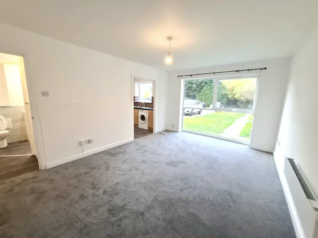 Roydon Court, Hemel Hempstead, HP2, photo 1