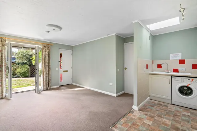 Regency Walk, Richmond, TW10, photo 2