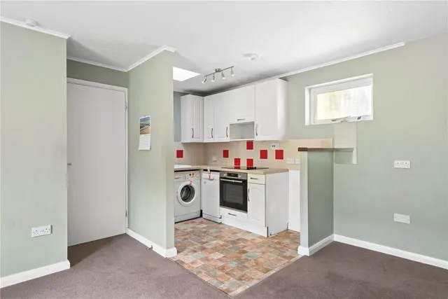 Regency Walk, Richmond, TW10, photo 3