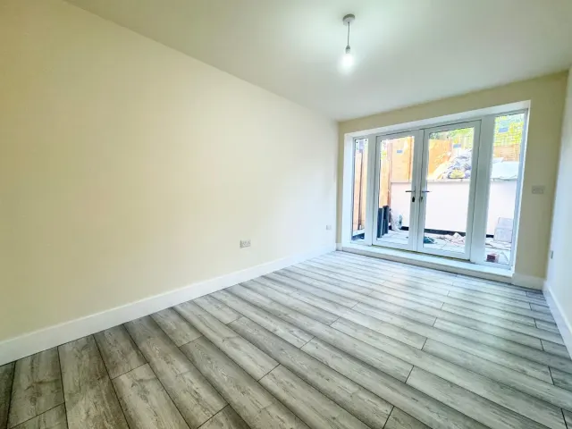 2 bedroom flat — Crouch Hill, Crouch End, N8 9