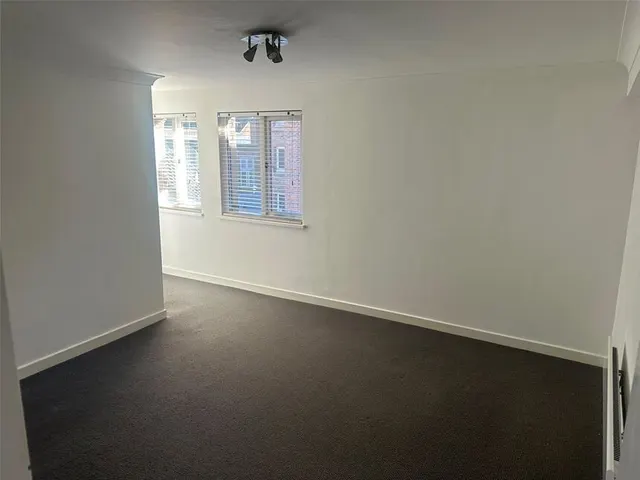 Amberley Place, Windsor, SL4, photo 3