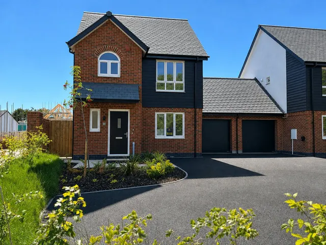 Buckleigh Meadows, Westward Ho!, EX39, photo 1