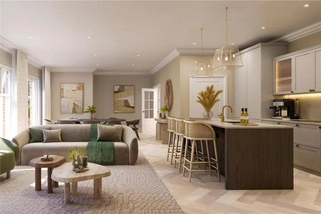 Larch Avenue, SL5, photo 1
