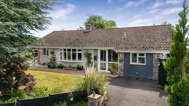 Haymeadow Lane, Burghill, Herefordshire, photo 1