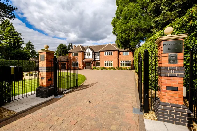 Parkstones House, Streetsbrook Road, Solihull, B91 1RL, photo 1