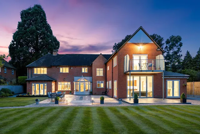 Photo 2 — Parkstones House, Streetsbrook Road, Solihull, B91 1RL