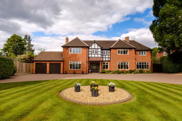 Photo 3 — Parkstones House, Streetsbrook Road, Solihull, B91 1RL