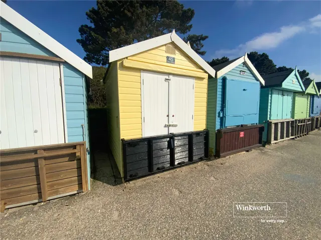 Friars Cliff, Christchurch, BH23, photo 1