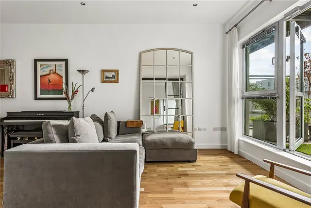 Southgate Road, London, N1, photo 1