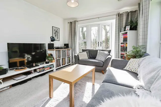 Farm Drive, Northfield, B31, photo 3