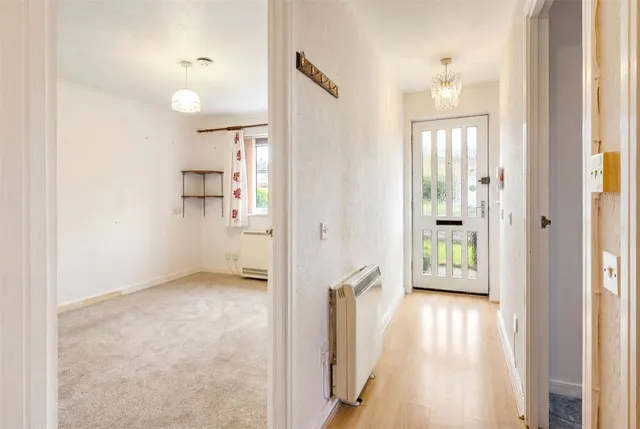 Edwin Arnold Court, Sidcup, DA14, photo 2