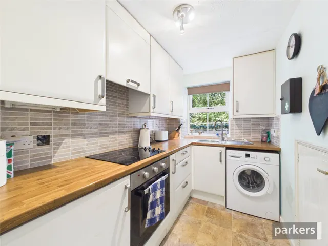 Donaldson Way, Woodley, RG5, photo 3