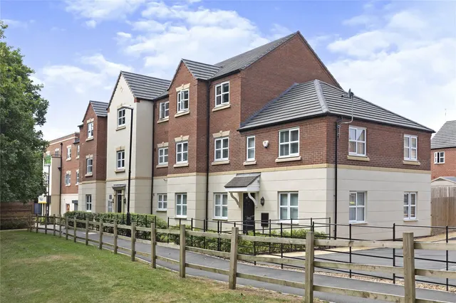 Second Avenue, Coventry, West Midlands, CV3, photo 1