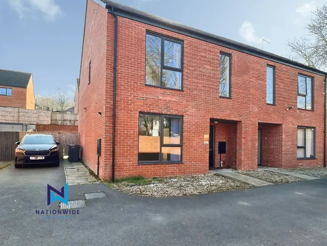 Birchlands Drive, Sheffield, South Yorkshire, S4 8BX, photo 1