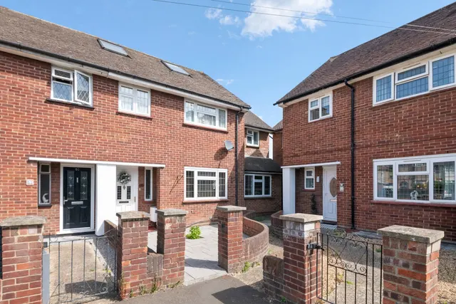 Photo 2 — Sunbury Road, Feltham, TW13 4PH
