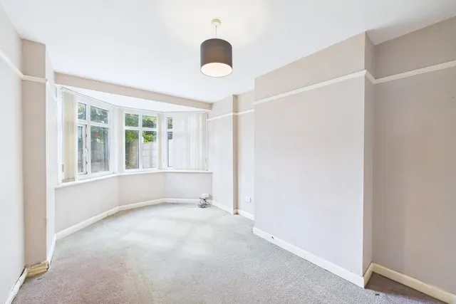 Photo 3 — Landor Road, Whitnash, Leamington Spa