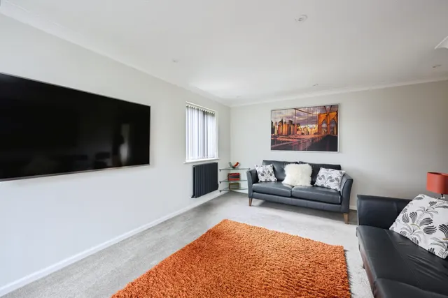 Dunnymans Road, Banstead, SM7, photo 1