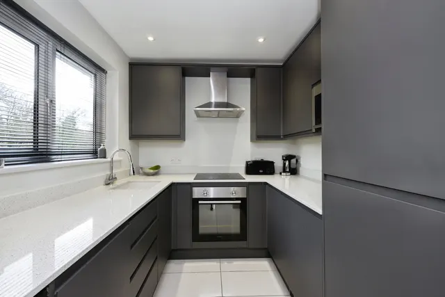 Dunnymans Road, Banstead, SM7, photo 3
