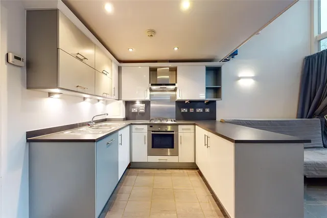 Sanctuary Street, London, SE1, photo 2