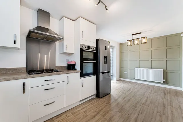 Photo 2 — Woodford Drive, Widnes, Widnes, WA8 9BF