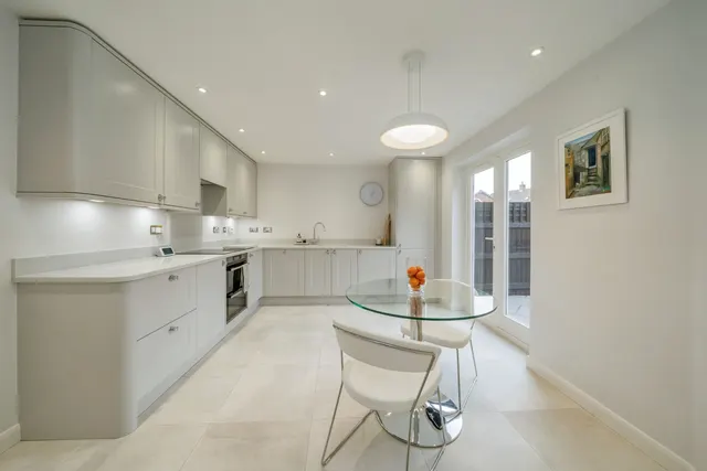 Stalbridge Drive, Sandymoor, WA7, photo 1