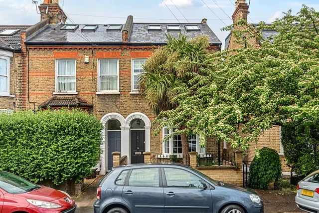 Photo 3 — Hamilton Road, Wimbledon, London, SW19