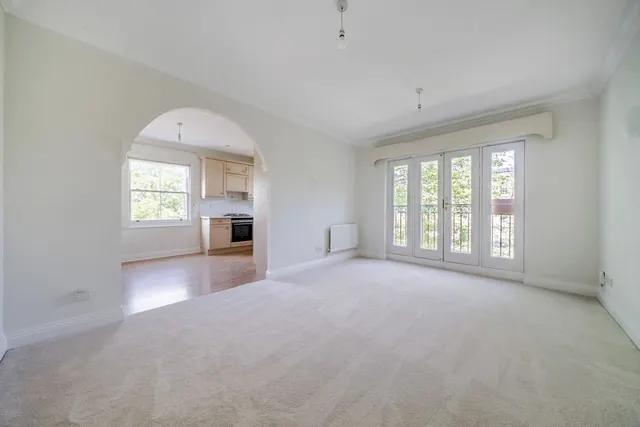 Photo 2 — Cedars Close, London, SE13