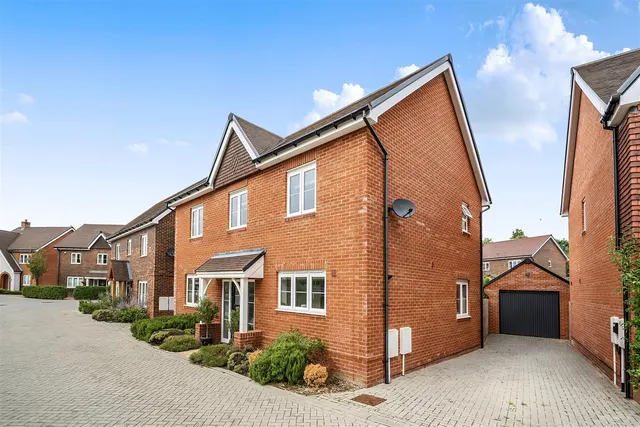 Gatekeeper Hill, Curbridge, Southampton, photo 1