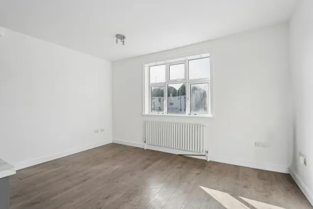Warrington Road, Harrow, HA1, photo 2