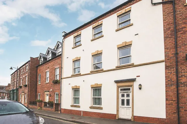 Burton Street, Tutbury, photo 1