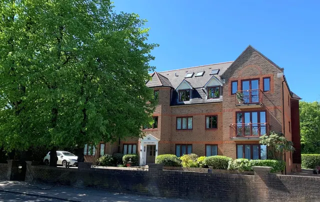 The Ridgeway, Enfield, photo 1