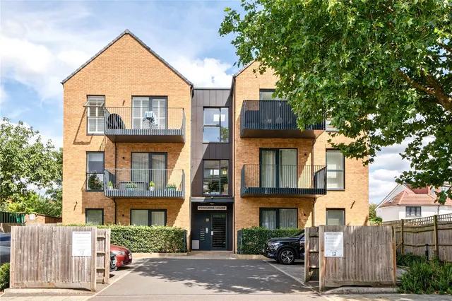 Gurnell Grove, Ealing, W13, photo 2