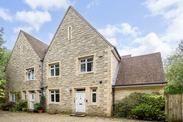 Church Hill, Nutfield, RH1, photo 1
