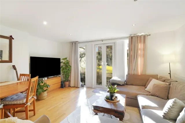 Photo 2 — Fordwych Road, Kilburn, London, NW2