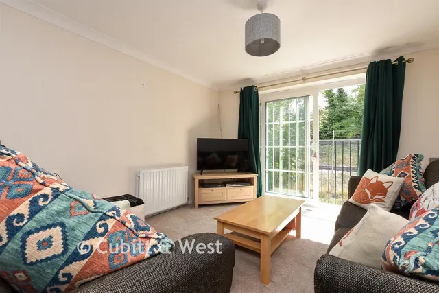 Stafford Rise, Caterham, CR3, photo 3